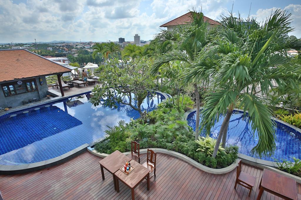 Sunshine Vista Hotel Pattaya Exterior photo